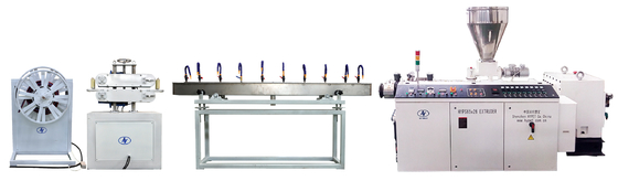 Αγορά 10-38mm μαλακή σκόνη PVC σε extruder διαφανή μηχανή σωλήνα σωλήνα κήπου από Νέο σχεδιασμένο παράλληλο δίδυμο βίδα extruder online manufacture