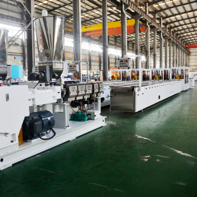 Αγορά China Manufacturer Customized WPC Anti Slip Wood Plastic Composite Outdoor PVC PP PE WPC Foamed Decking Floor Making Machine online manufacture
