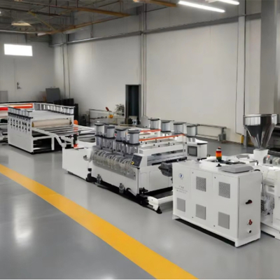 Αγορά Shenzhen HYPET Carbon Crystal Plate Extrusion Production Line /Three Layers PVC Foam Board Equipment Making Machine Manufacturer online manufacture