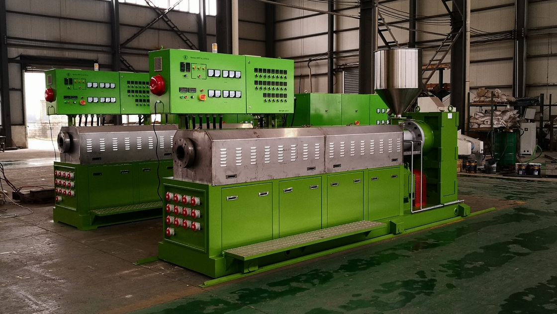 Νέο μοντέλο SJ120/30 90kw εξάτμιση Tpu χρώμα Masterbatch σφαιρίδια προφίλ σφραγιστή μαλακό PVC σφραγιστή ταινία Μία βίδα