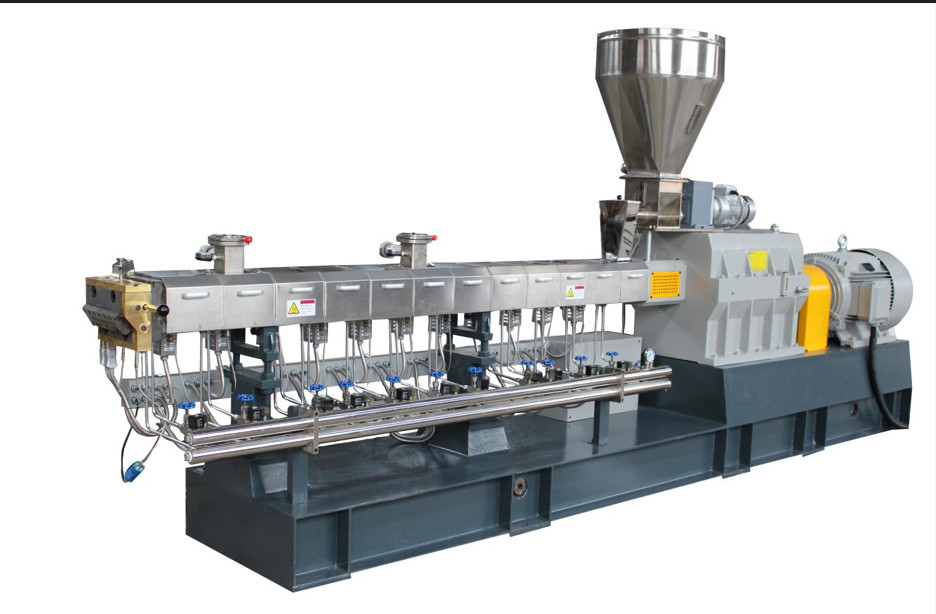 Μεγάλης χωρητικότητας PET Pelletizing Machine PVC ανακύκλωση Twin Screw Extruder Υδάτινη πλύση Strands Pelletizing Line