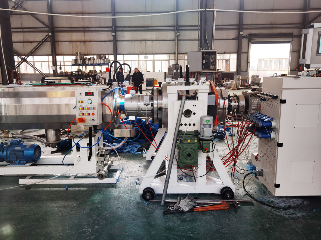 90-250mm / 160-400mm PVC-O Production Line Αξιόπιστη διαδικασία κατασκευής σωλήνων PVC O